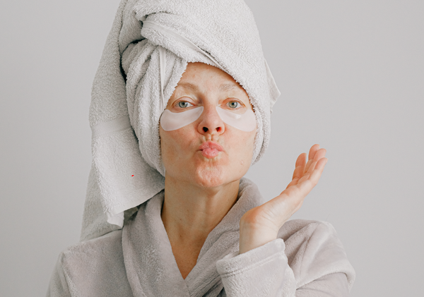 Aussie woman using under eye sheet masks to reverse the signs of ageing skin